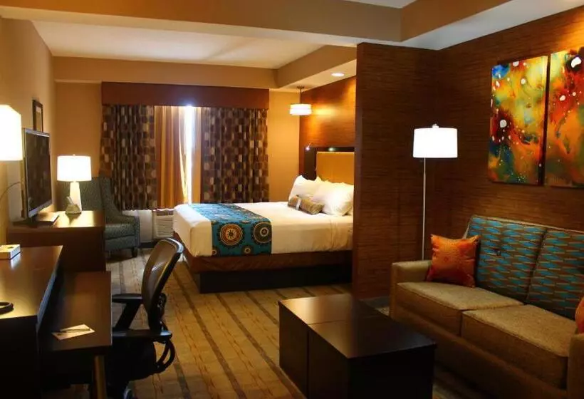 キングサイズベッドのスイートルーム, Best Western Plus Miami Executive Airport Hotel And Suites
