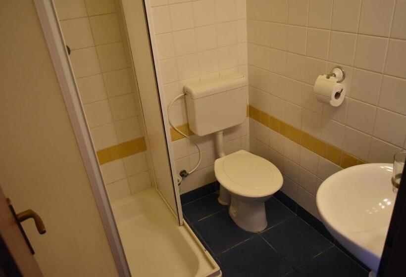 Comfort Kamer, černý Orel žatec