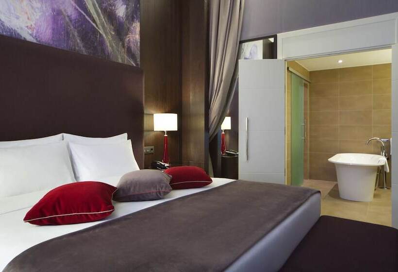 Номер Executive, Doubletree By Hilton Hotel Moscow Marina