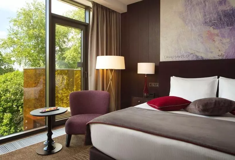 ダブルベッドスタンダードルーム, Doubletree By Hilton Hotel Moscow   Marina