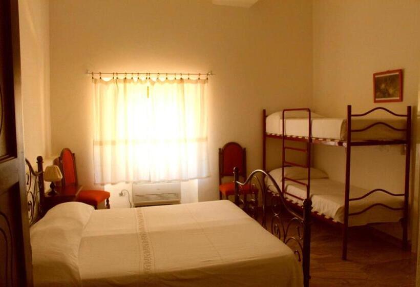 غرفة إقتصادية رباعية, Villa Campana