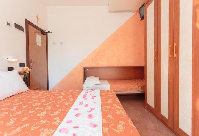 스탠다드 트리플 룸, Garden