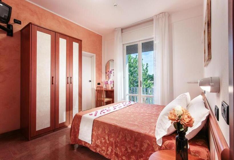 컴포트 룸, Garden