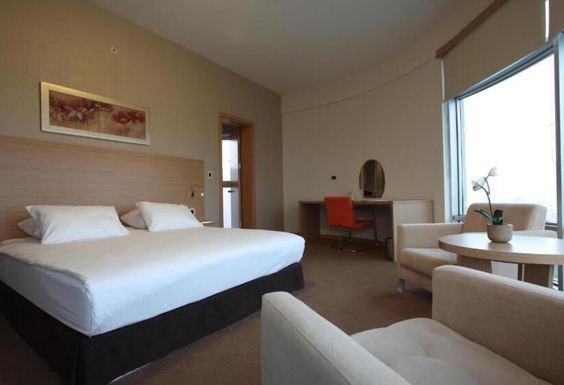 غرفة قياسية, Orucoglu Oreko