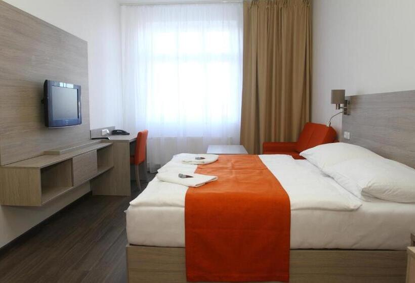 1 Szobás Apartman, Palác Elektra