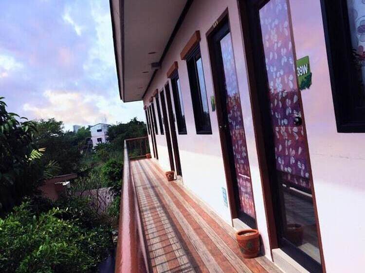 اتاق استاندارد, Ploykhumthong Boutique Resort