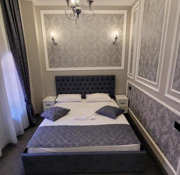 스위트, Roma & Tours