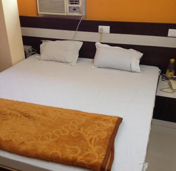 디럭스 룸, Viraat Inn