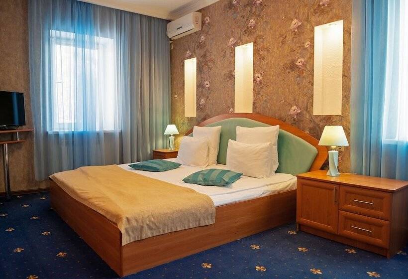 اتاق استاندارد, Zhuravli Park