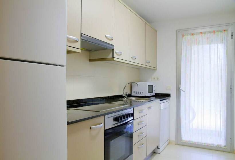 Апартаменты 2 Спальни, Rentalmar Paradise Families Only Con Parking