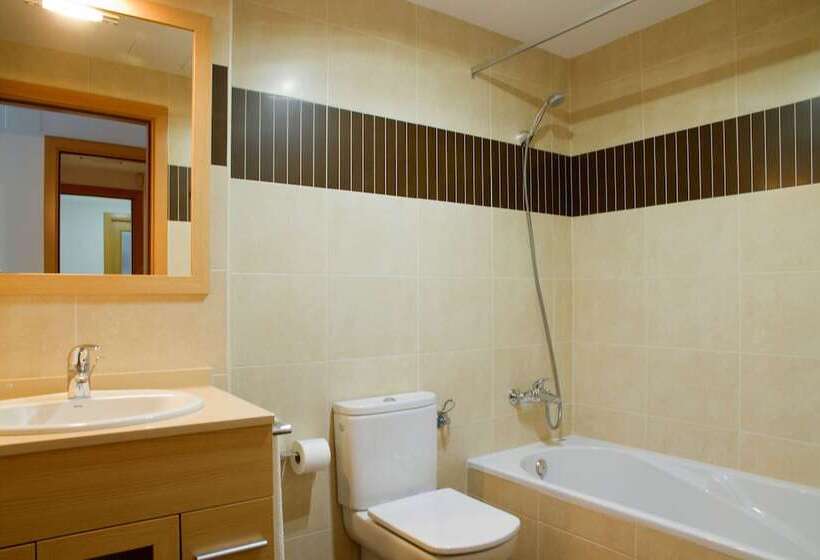 Апартаменты 2 Спальни, Rentalmar Paradise Families Only Con Parking