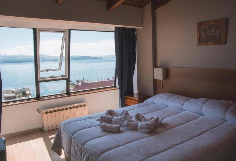 اتاق استاندارد با چشم‌انداز دریاچه, Tangoinn Hostel Downtown