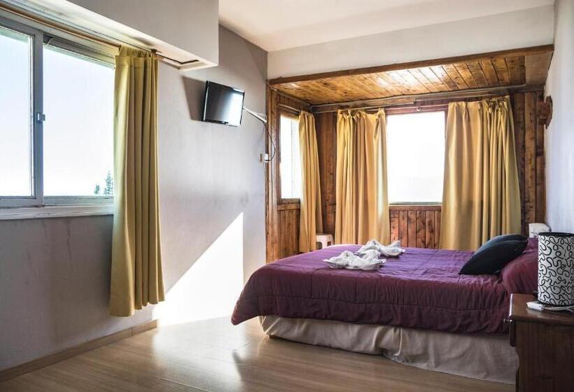 اتاق خانوادگی, Tangoinn Hostel Downtown