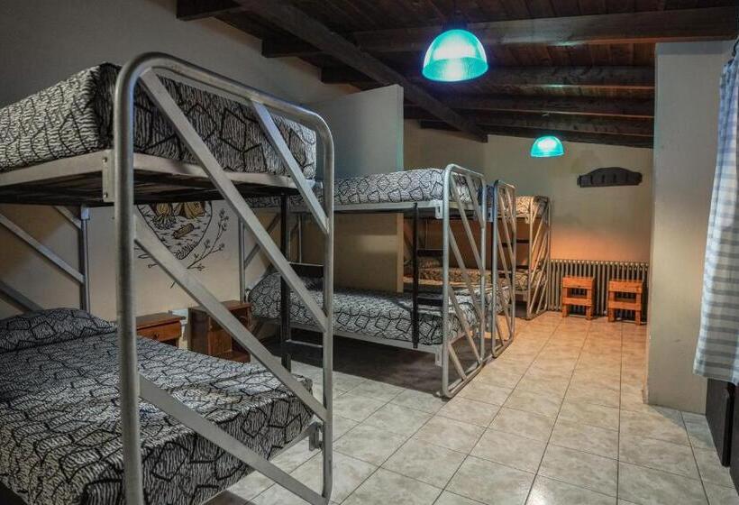 تختخواب در اتاق مشترک, Tangoinn Hostel Downtown