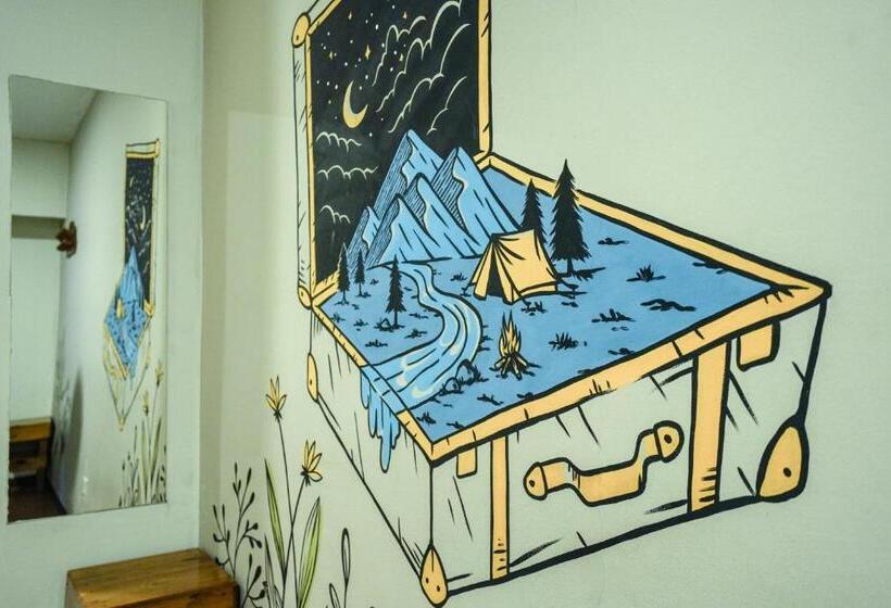 اتاق استاندارد سه نفره, Tangoinn Hostel Downtown