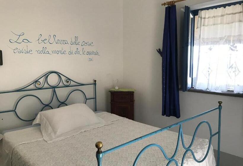 スタンダードルーム, B&b Al Salvatore Di Lipari