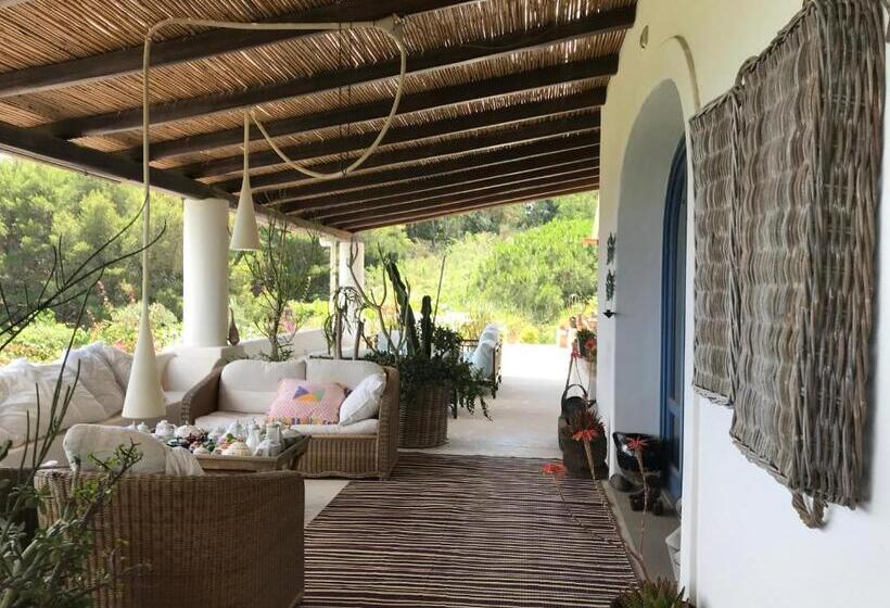 スタンダードルーム, B&b Al Salvatore Di Lipari