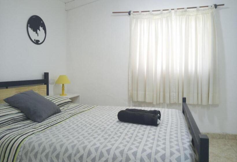 חדר סטנדרט, Steve S House