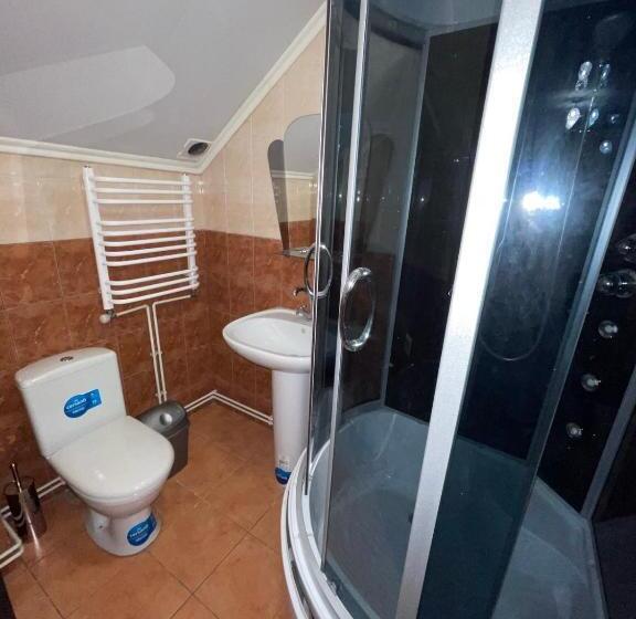 스탠다드 트리플 발코니 룸, Like