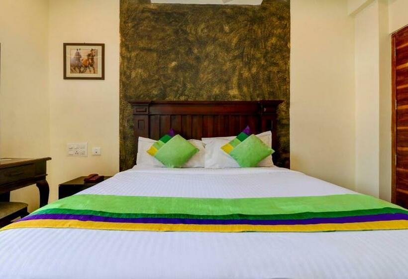 Quarto Estandar, Treebo Trend Fort Malabar