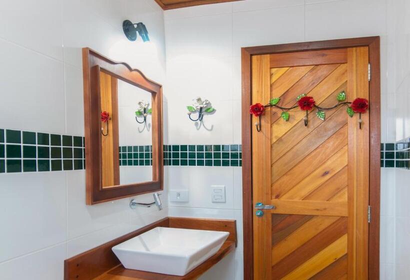 Номер Стандарт, Suítes Yamamoto Ilhabela