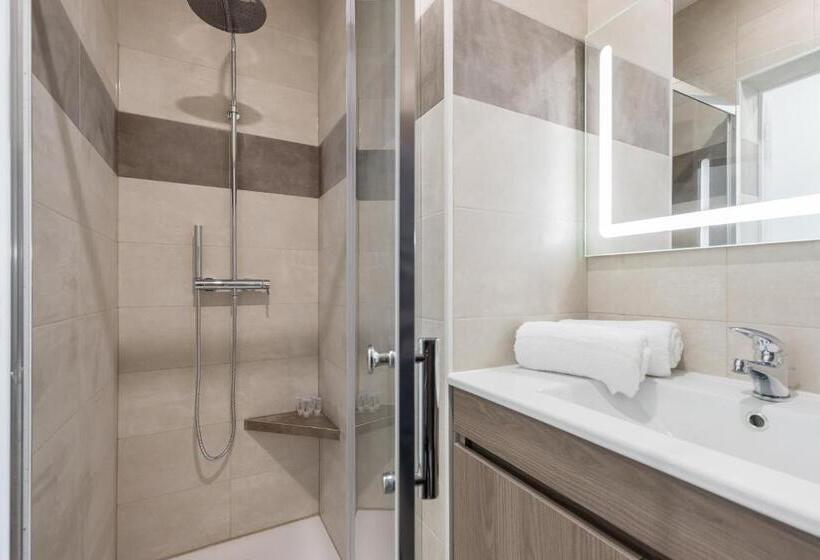 شقة غرفتين, Sleep In Antibes City Port