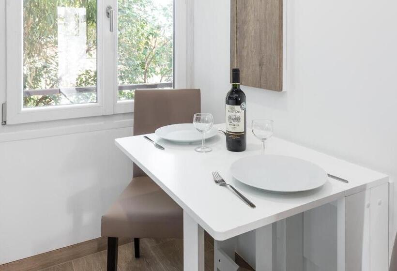 شقة غرفة واحدة, Sleep In Antibes City Port