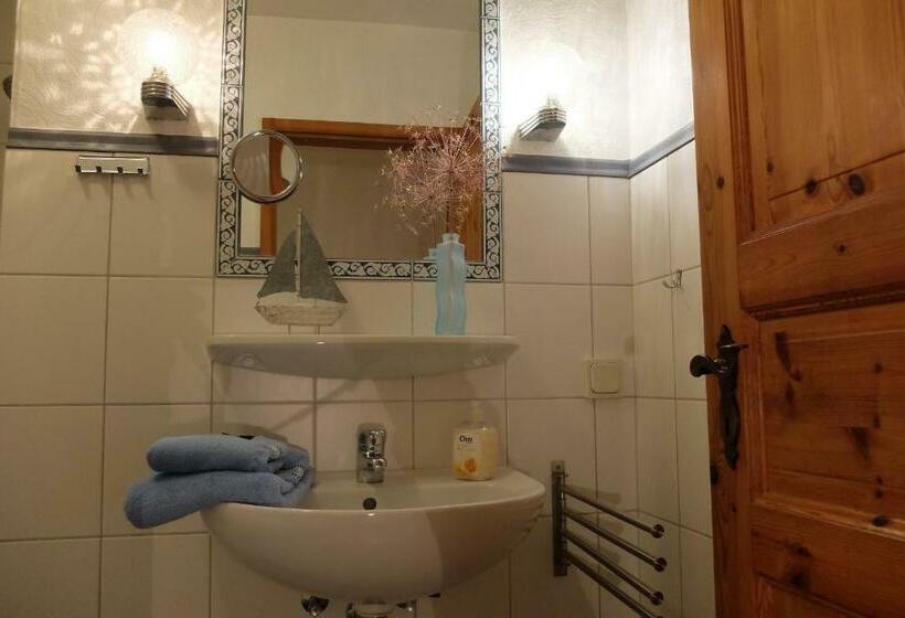 침실 2개 아파트, Ferienwohnung Gartenblick