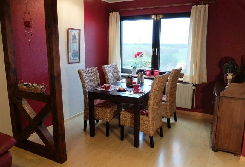 Апартаменты 2 Спальни, Ferienwohnung Gartenblick