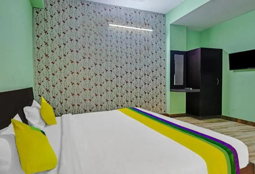 Habitació Deluxe, Fabhotel Krishna Heights