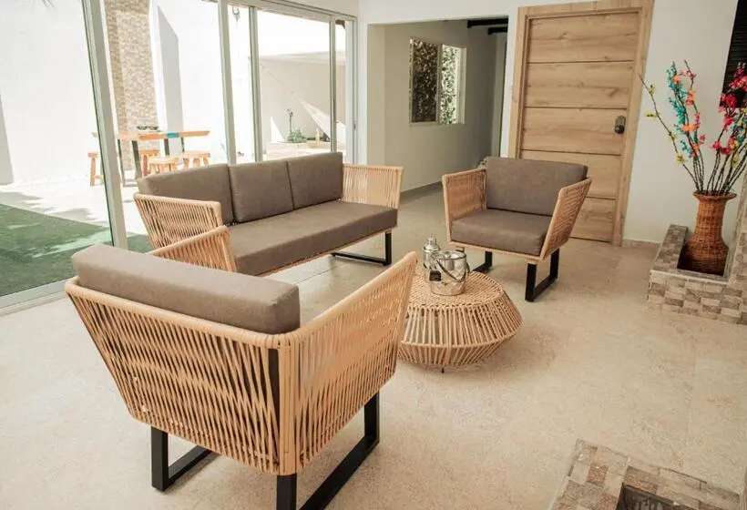 ４ベッドルームハウス, Casa Lourdes