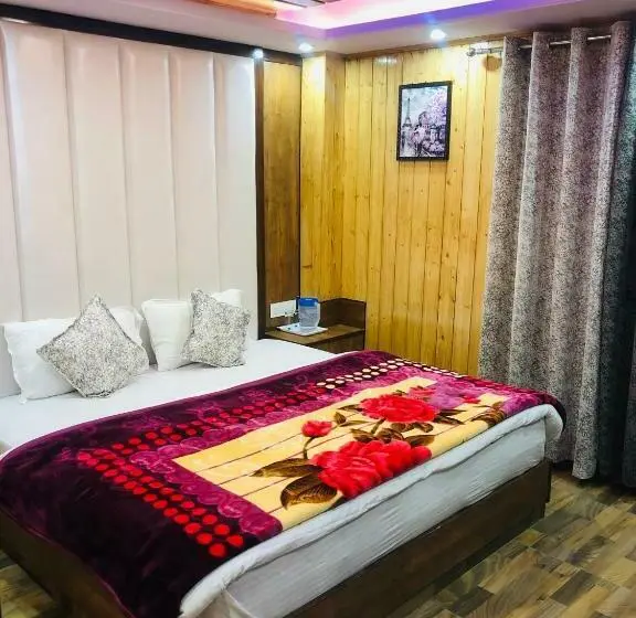 اتاق خانوادگی, Valley Crown B&b