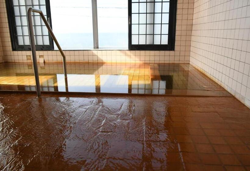 Chambre Standard Individuelle Salle de Bains Commune, ニャー助のホテルん