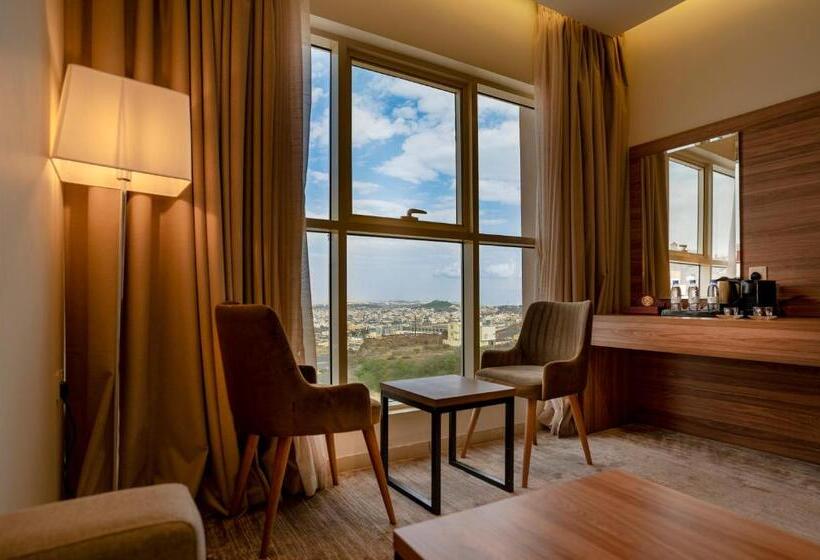 مجموعه ویستا شهر, W Suites