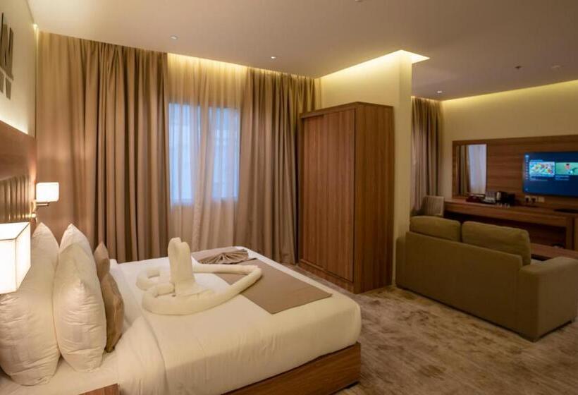 سوییت جونیور, W Suites