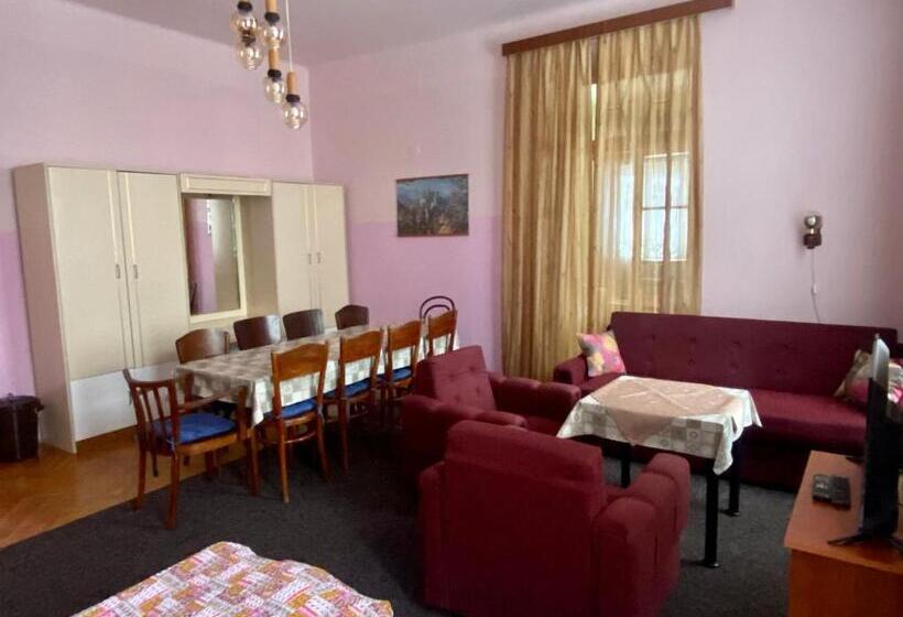 Апартаменты 2 Спальни, Apartma 299