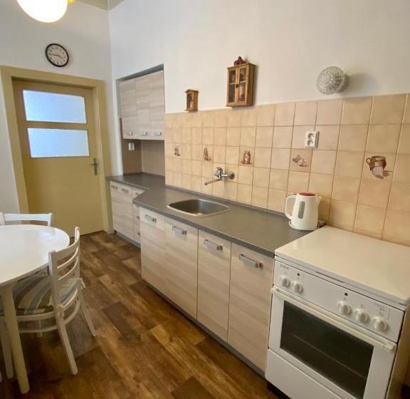 Апартаменты 1 Спальня, Apartma 299