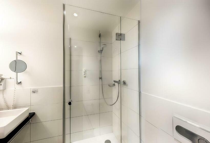 اتاق استاندارد, B&b Hotel München Hbf