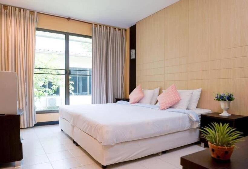 Standard-huone, ทิลแลนด์เซีย รีสอร์ท