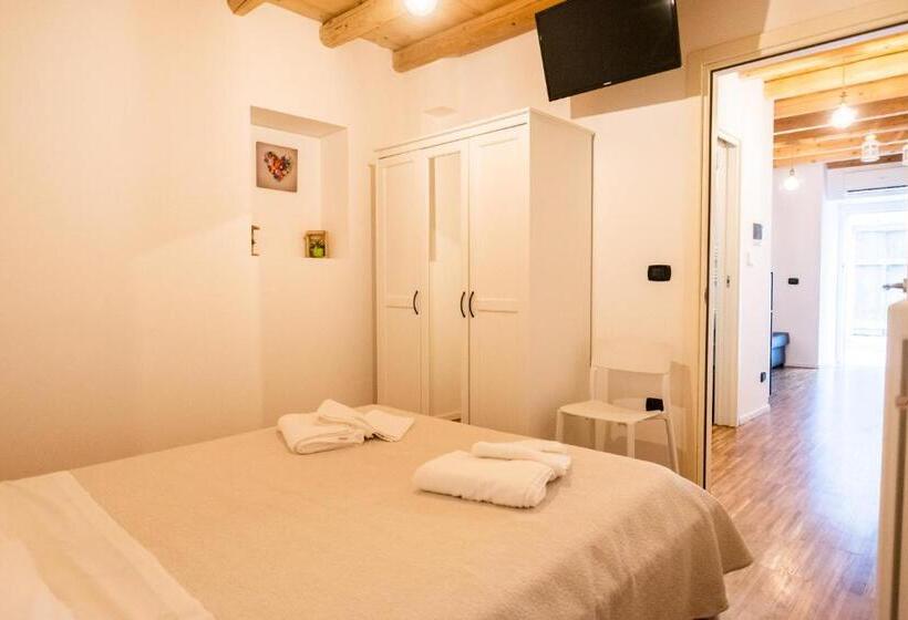 اتاق استاندارد, Nell Antico Borgo B&b