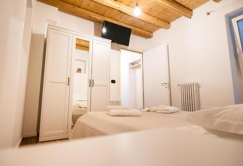 اتاق استاندارد, Nell Antico Borgo B&b