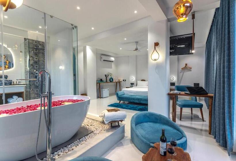 Президентский Люкс, Moustache Udaipur Luxuria