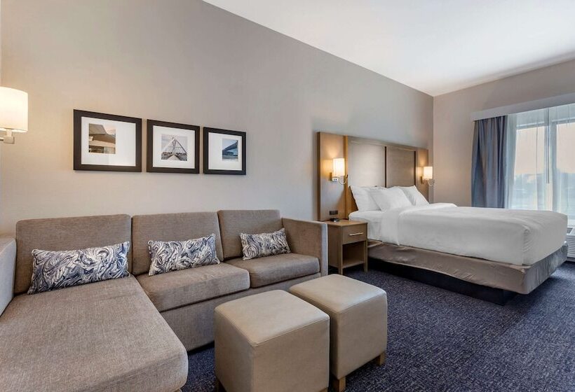 套房, Comfort Suites Scottsdale Talking Stick Entertainment District