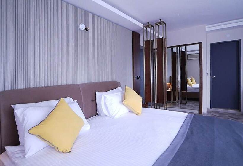 اتاق کلاس بیزنس, Uk Ankara