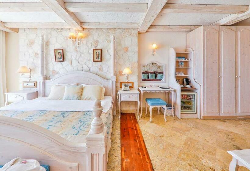 Номер Стандарт с Террасой, Kalkan Likya Residence Hotel & Spa