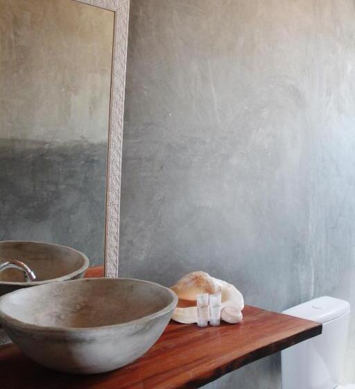 اتاق استاندارد سه تخته با بالکن, Pousada Kiarô Caraíva