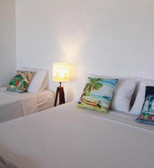 اتاق استاندارد سه تخته با بالکن, Pousada Kiarô Caraíva