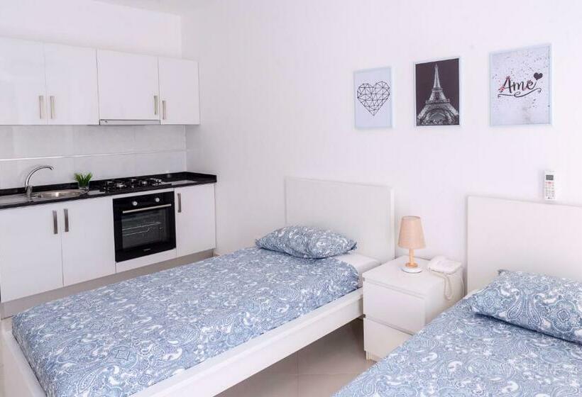 اتاق استاندارد, Urban Apart