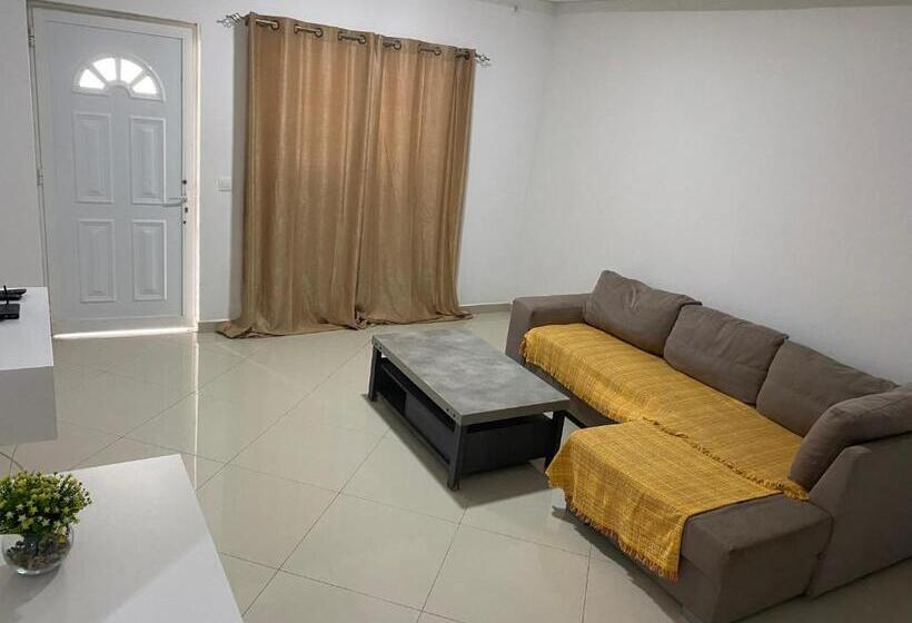 آپارتمان 1 خوابه, Urban Apart