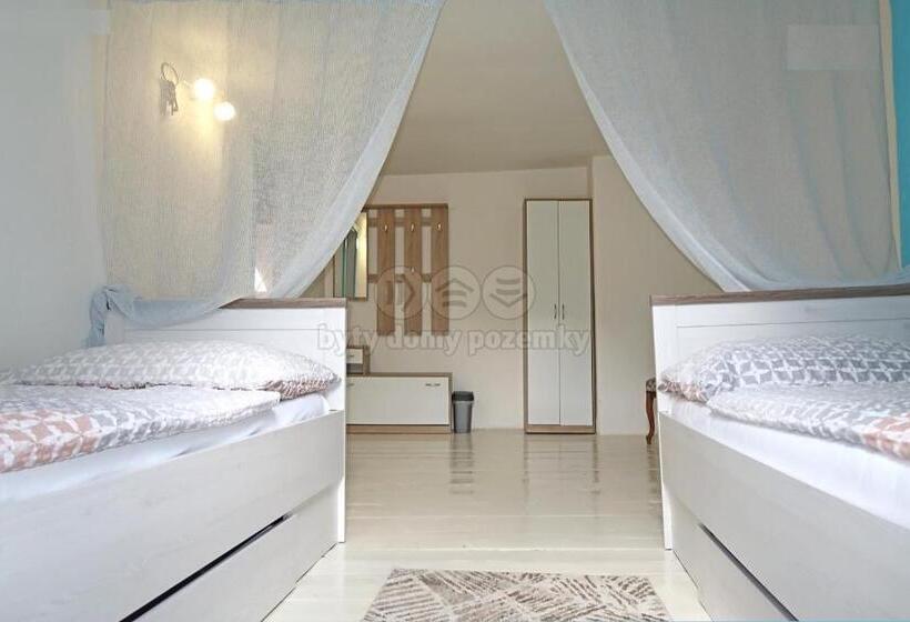 غرفة قياسية مطلة على الجبل, Guesthouse Malena